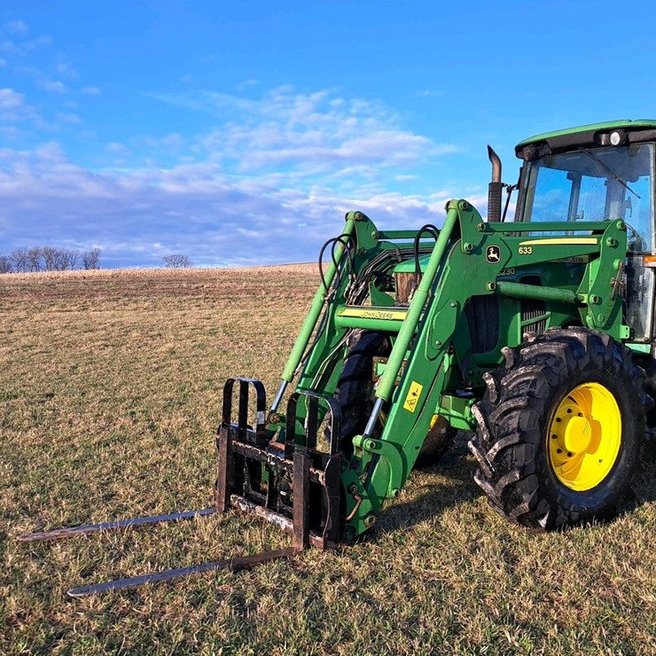 2010 JOHN DEERE 6230