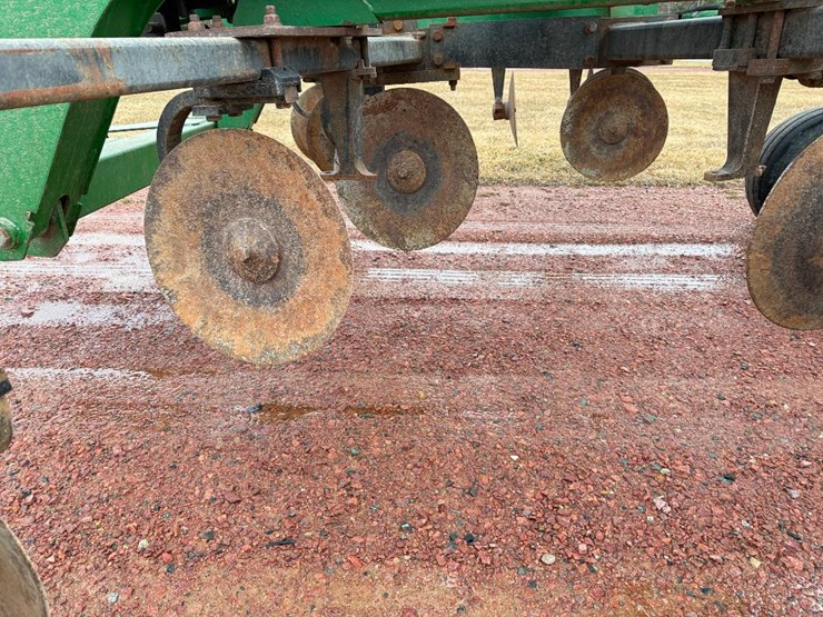 john-deere-2700-image-15