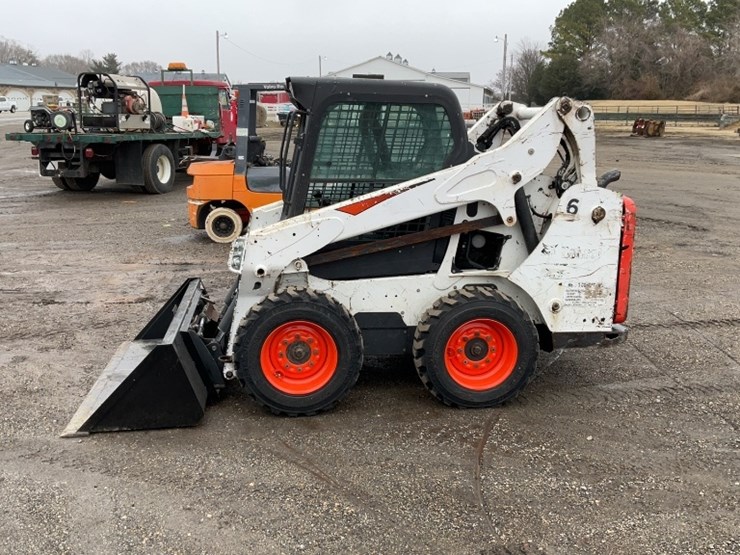 2019-bobcat-s570-image-1