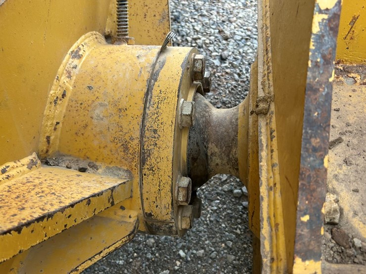 2015-caterpillar-d6t-lgp-image-19