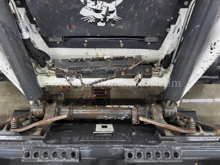 2021-bobcat-t64-image-12