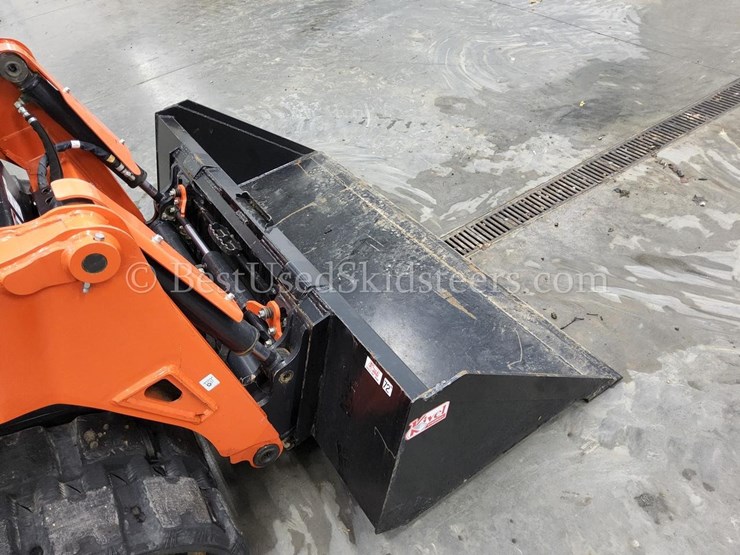 2022-kubota-svl65-2-image-11