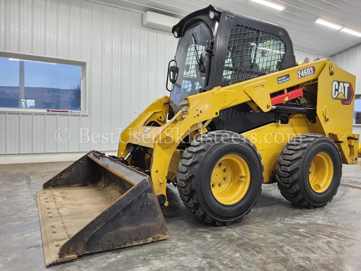 2019-caterpillar-246d3-image-1