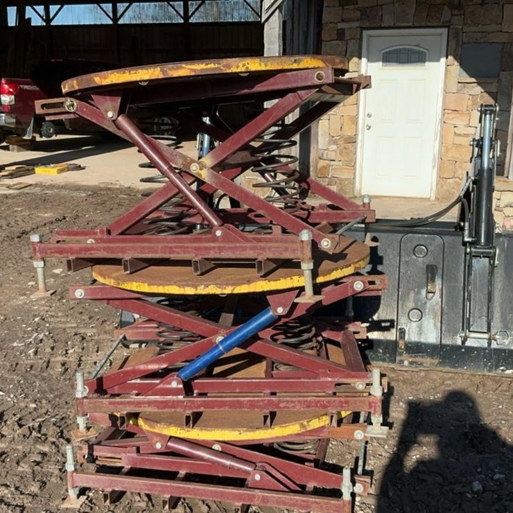 #209 • Pallet Lumber Stackers