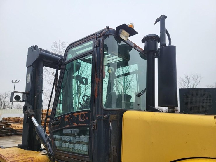 2012-yale-forklift-image-18