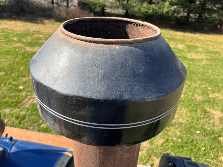 frick-steam-locomotive-with-track-image-68