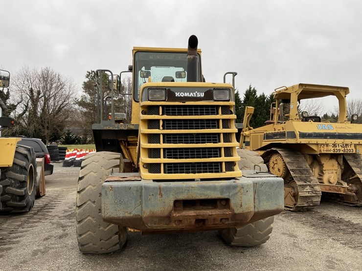 komatsu-wa380-image-2