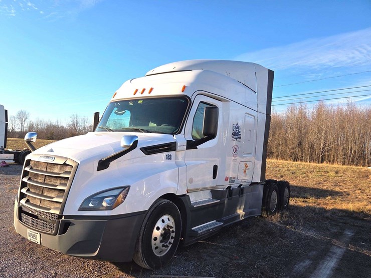 2019-freightliner-cascadia-3akjhhdr0kskr5281-mileage:-image-2