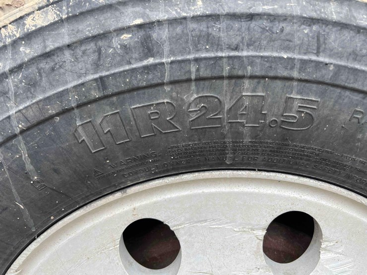 2010-kenworth-t800-image-15