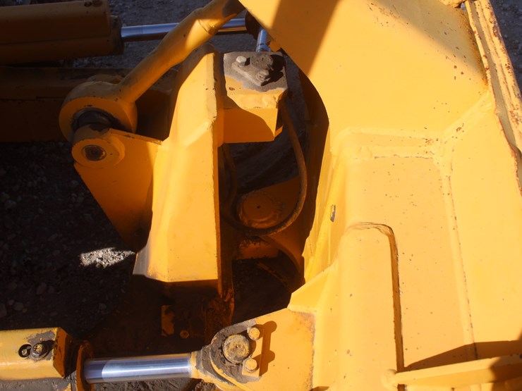 1990-komatsu-d37e-image-15