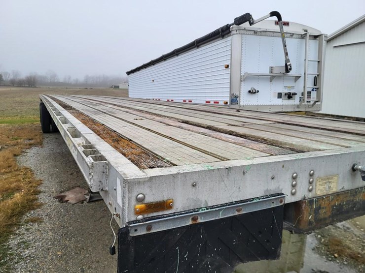 transcraft-eagle-superbeam-aluminum-tandem-axle-flatbed-semi-trailer-image-42