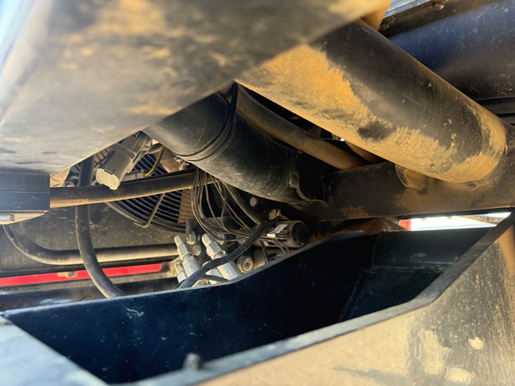 2015-apache-as720-image-45