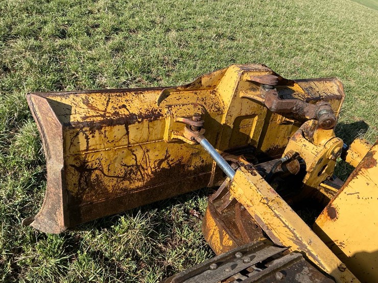 #350-•-1978-komatsu-d31-16-dozer-image-34