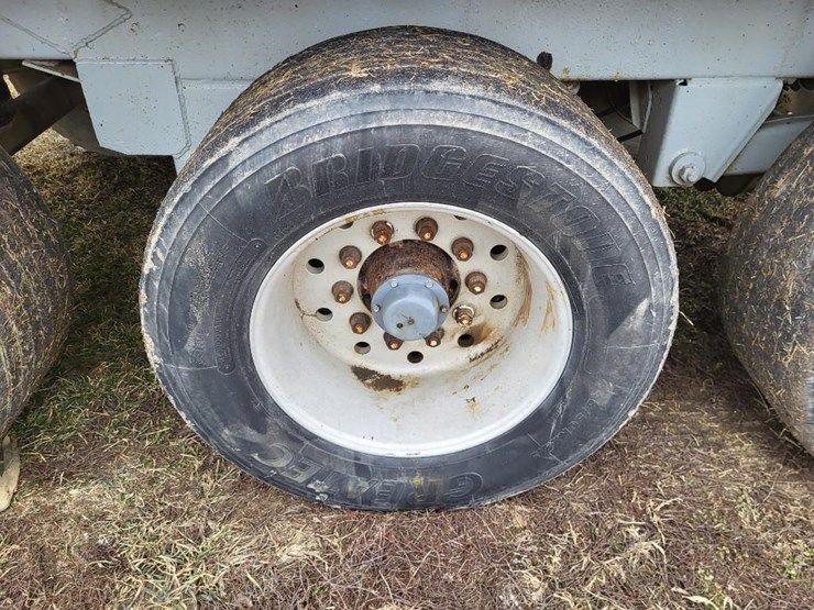 silage-wagon-image-17