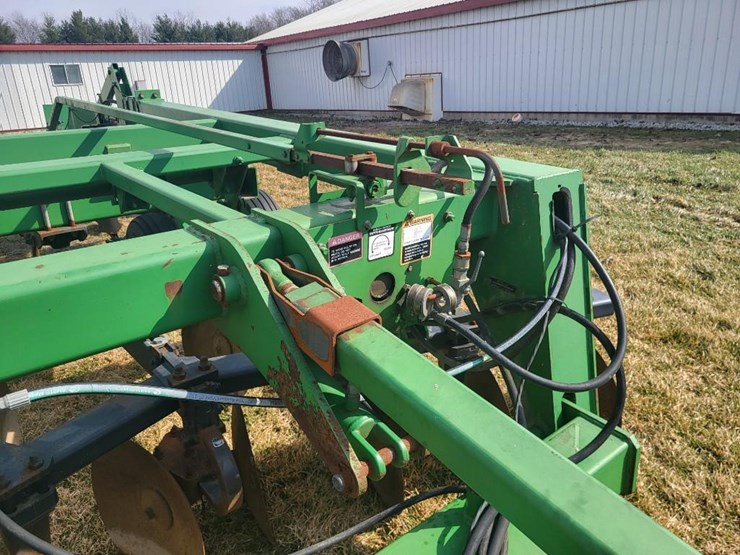 john-deere-2700-image-41