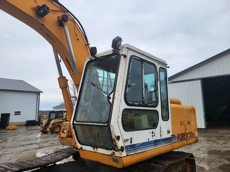 hyundai-robex-130-lc-image-14