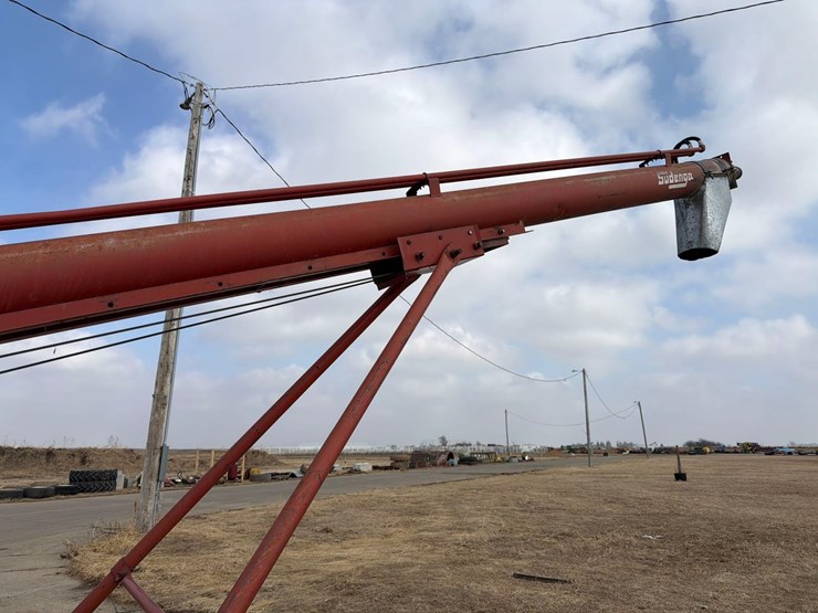 sudenga-8”-x-30ft-truck-auger-image-6