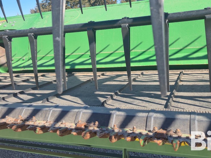 2019-john-deere-740fd-image-13