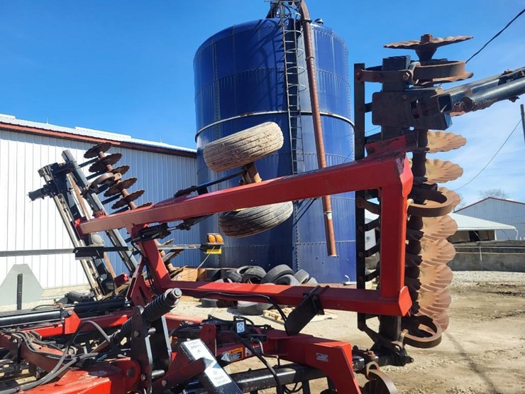 case-ih-true-tandem-330-turbo-image-75