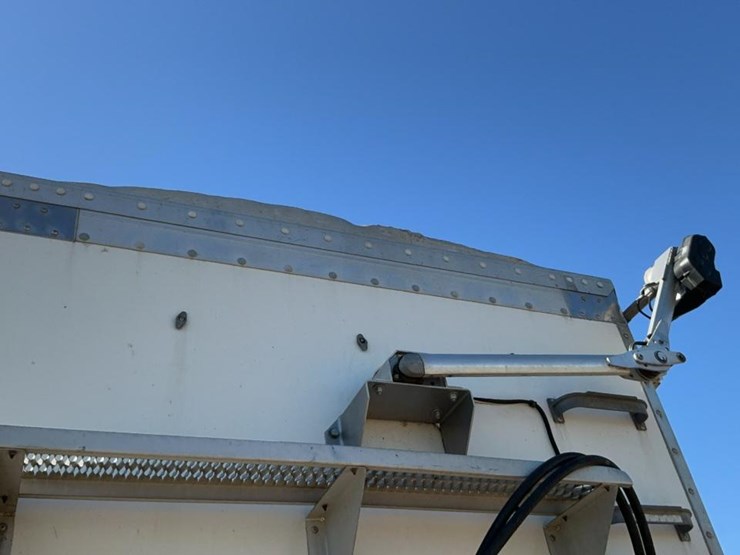 #541-•-walking-floor-trailer-image-17