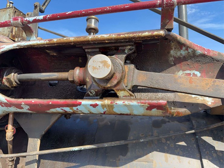 1910-advance-rumely-steam-traction-engine-image-20