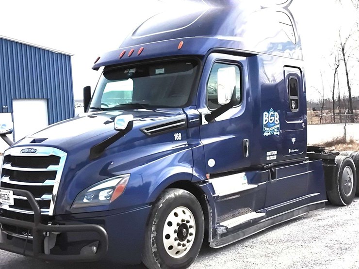 2019-freightliner-cascadia-pt126sl-3akjhhdr0kskl2228-mileage:-688348-image-1