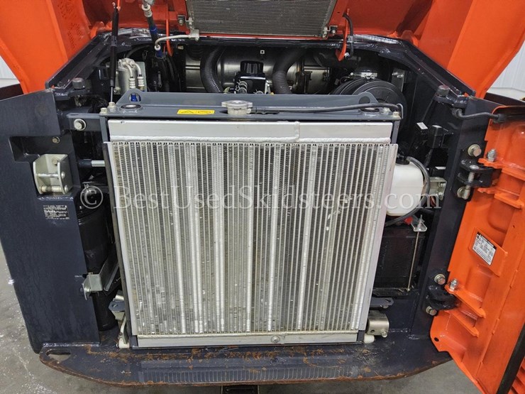 2023-kubota-svl97-2-image-19