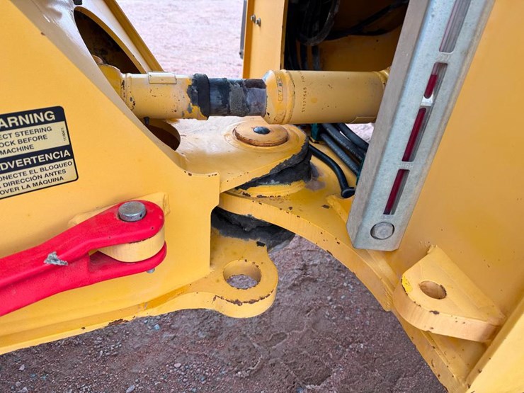 volvo-l120e-image-33