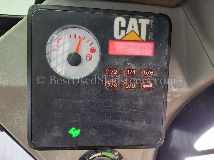 2016-caterpillar-259d-image-30