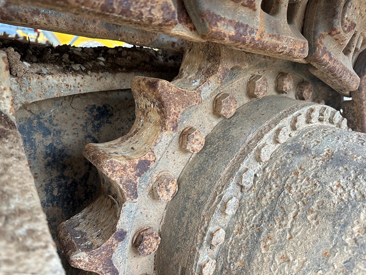 2013-john-deere-9-image-52