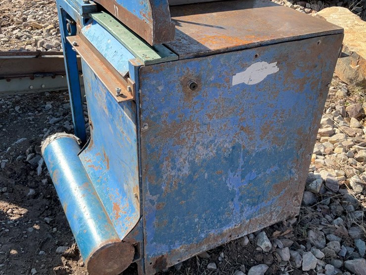 #202-•-shelby-upcut-saw-image-14