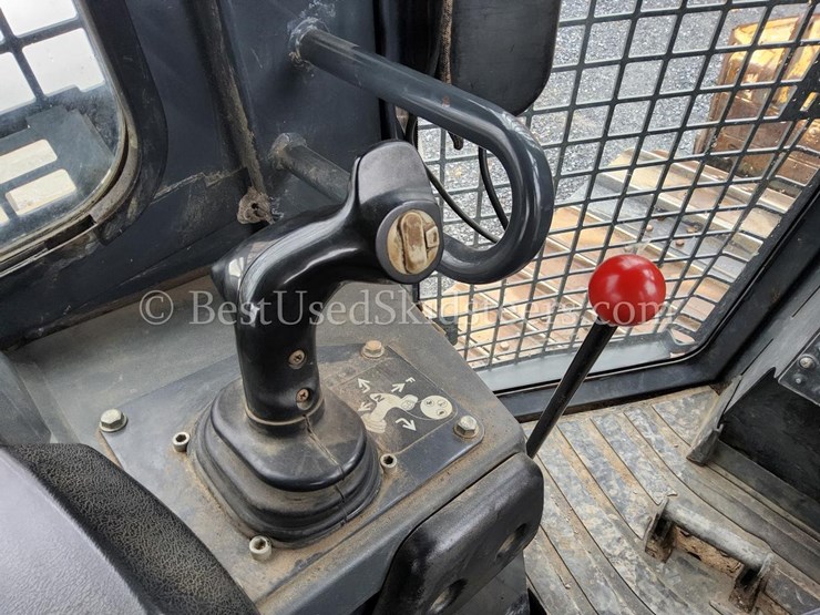 2017-deere-650k-image-43