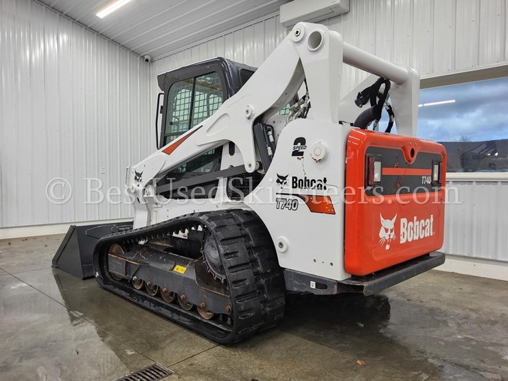 2023-bobcat-t740-image-7