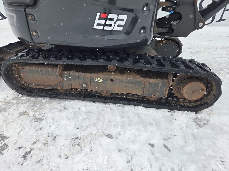 2019-bobcat-e32i-image-51