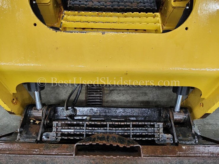 2015-caterpillar-272d2-image-11