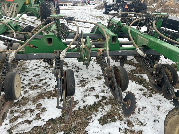 john-deere-1900-image-41