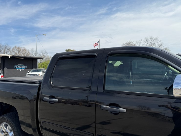 2012-chevrolet-silverado-1500-image-33