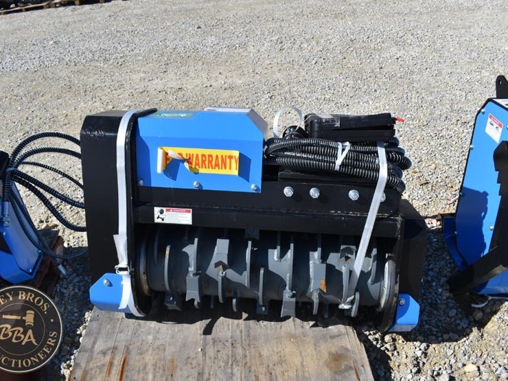 caterpillar-305-image-1