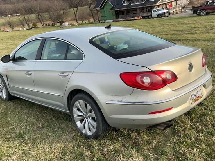 #510-•-2009-volkswagen-passat-image-3