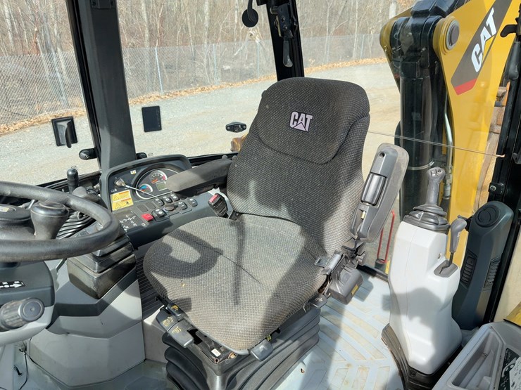 2012-caterpillar-420f-it-image-25