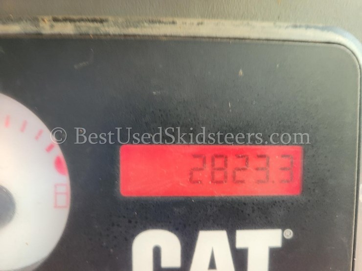 2008-caterpillar-277c-image-17