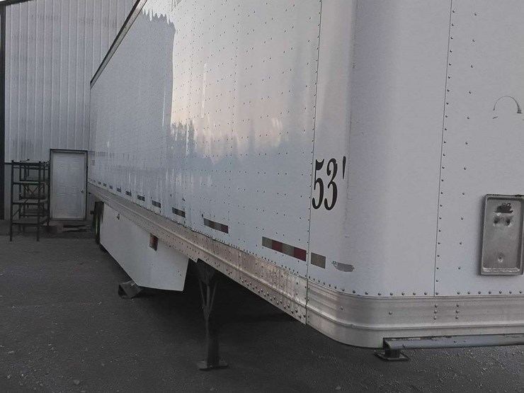 2013-great-dane-van-image-25