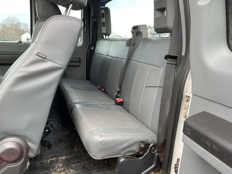 2016-ford-f550-xl-image-8