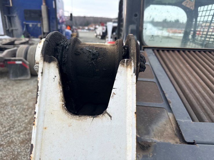 bobcat-t630-image-20