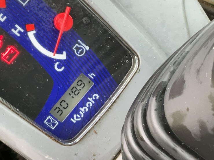 #250-•-2020-kubota-slv75-2-skid-steer-image-18