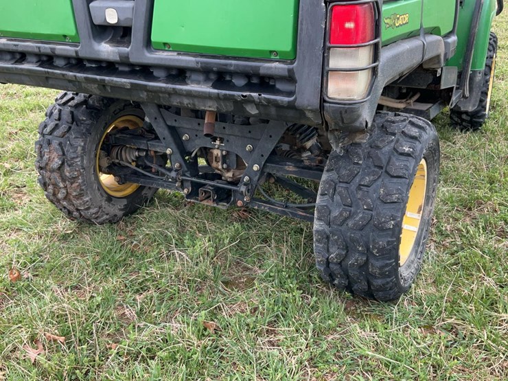 john-deere-gator-image-39