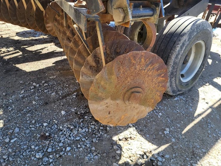 case-ih-true-tandem-330-turbo-image-54