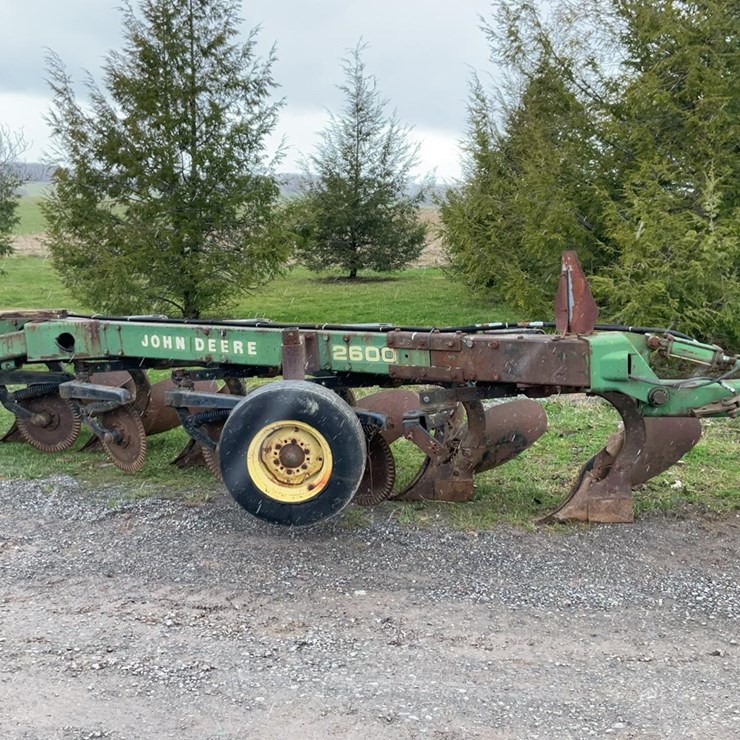 JOHN DEERE 6