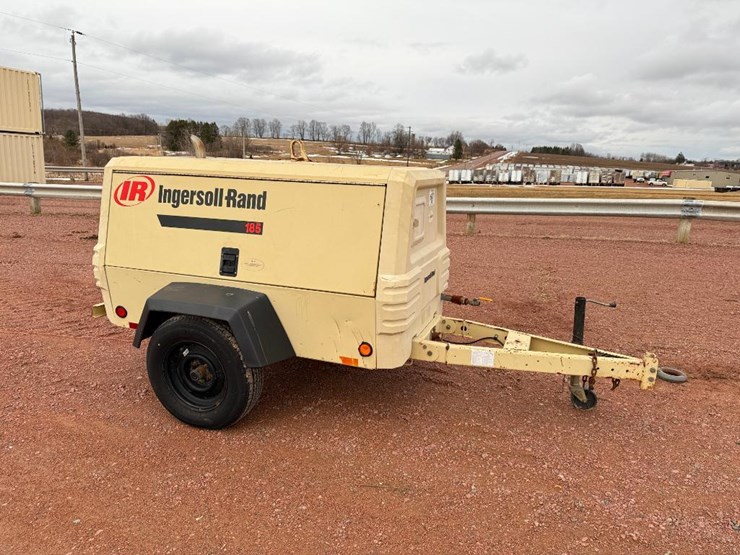2005-ingersoll-rand-p185wjd-image-3