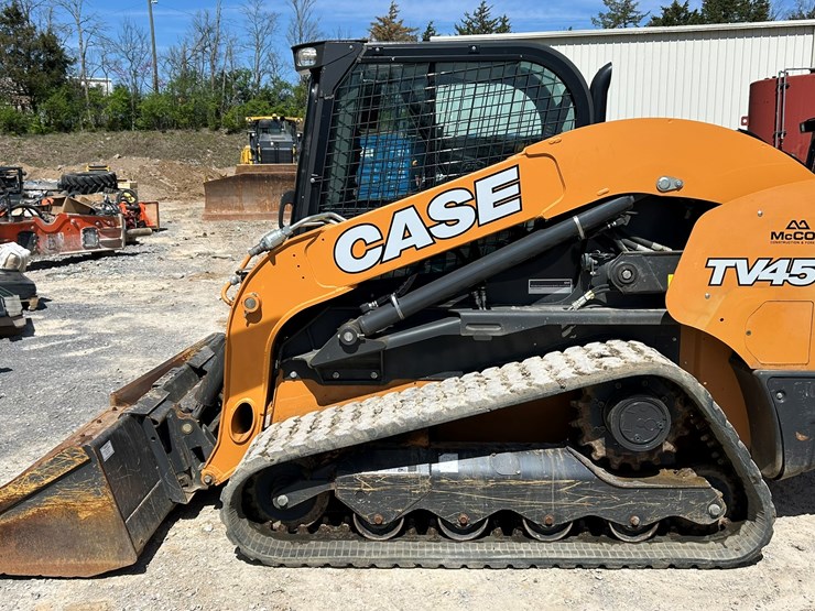 2023-case-tv450b-image-2